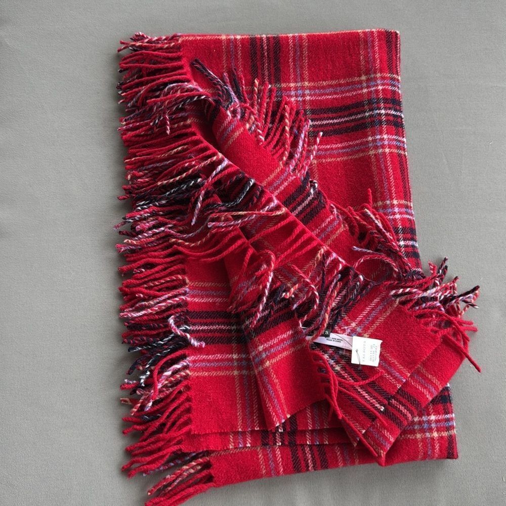 Talbots Red Plaid Wool Scarf – 100% Wool - Picture 7 of 7